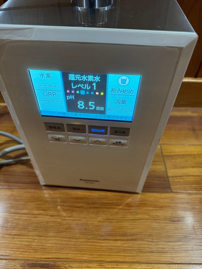 パナソニック 還元水素水生成器 TK-HS91-W 中古品です。