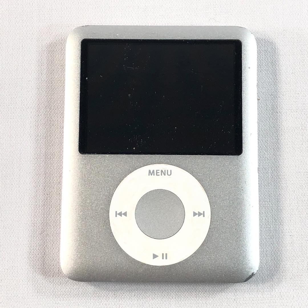 【動作品】Apple iPod nano 3世代　4GB シルバー