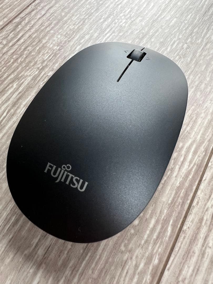 【ジャンク品】富士通 ESPRIMO FH77/C2 (HDDなし/液晶交換歴)