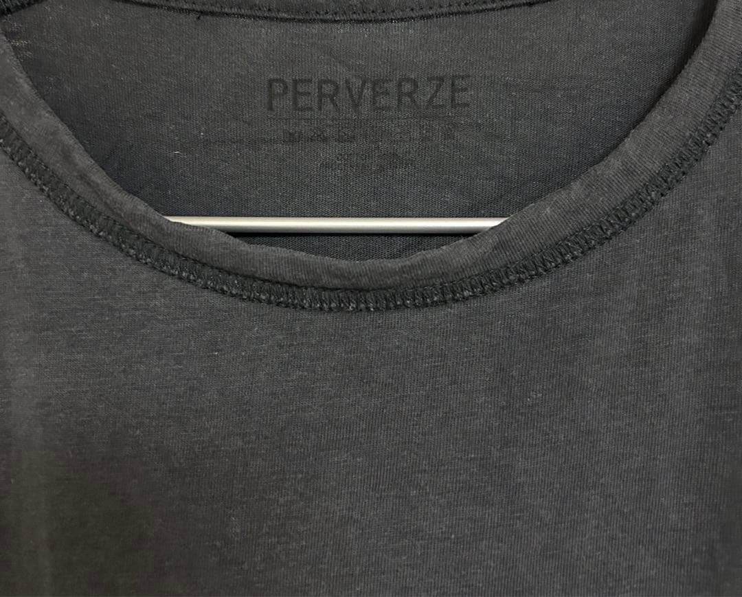 トップス PERVERZE DISTRESS Step Layered T-Shirt
