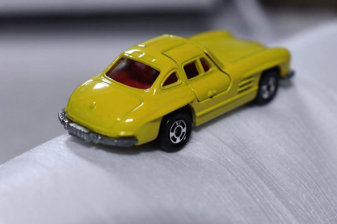 日本製　トミカ　外国車シリーズ　メルセデス　ベンツ　300SL F19箱無し