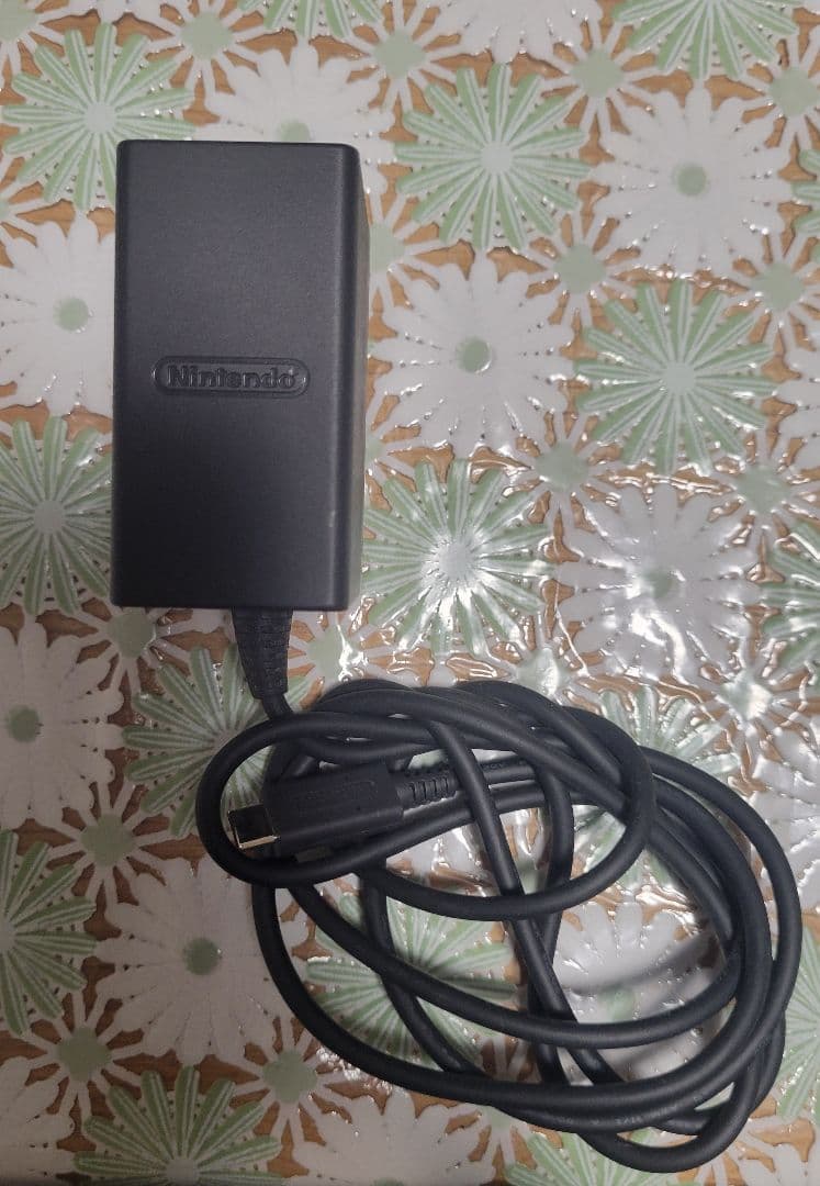 Nintendo Switch 赤/黄 本体とケース その他
