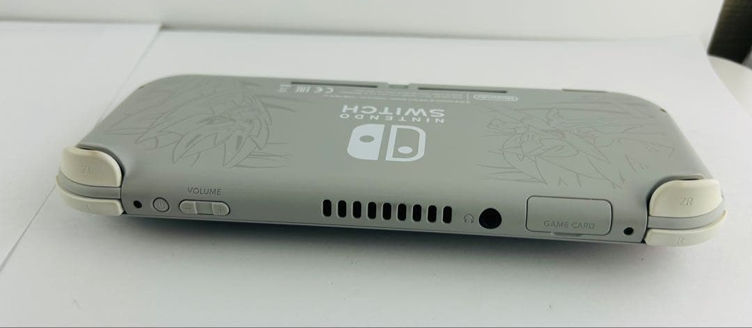 ほぼ新品 Nintendo スイッチ ライト ザシアン switch lite