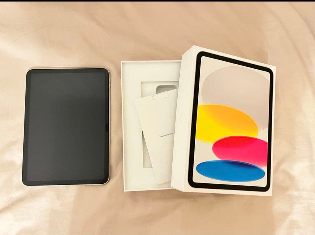 【最終値下げ】iPad 第10世代　Wi-Fiモデル 256GB - シルバー