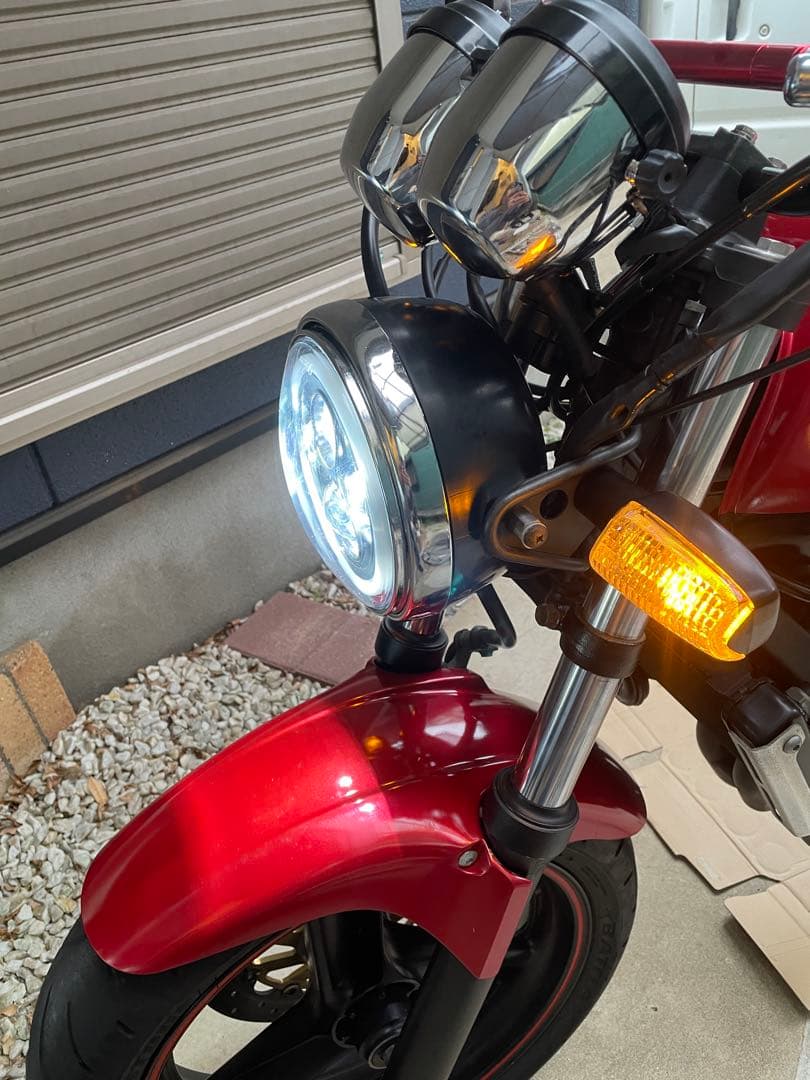 ホーネット 250 MC31 後期型 LEDヘッドライト ポン付け加工済