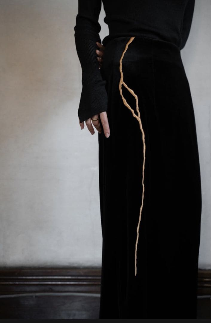 iCONOLOGY velour pencil skirt【金継ぎ】