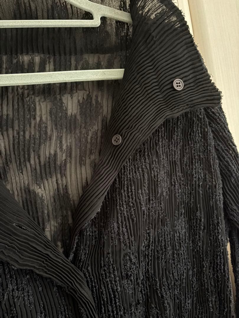 ISSEY MIYAKE 黒 長袖シャツ プリーツ