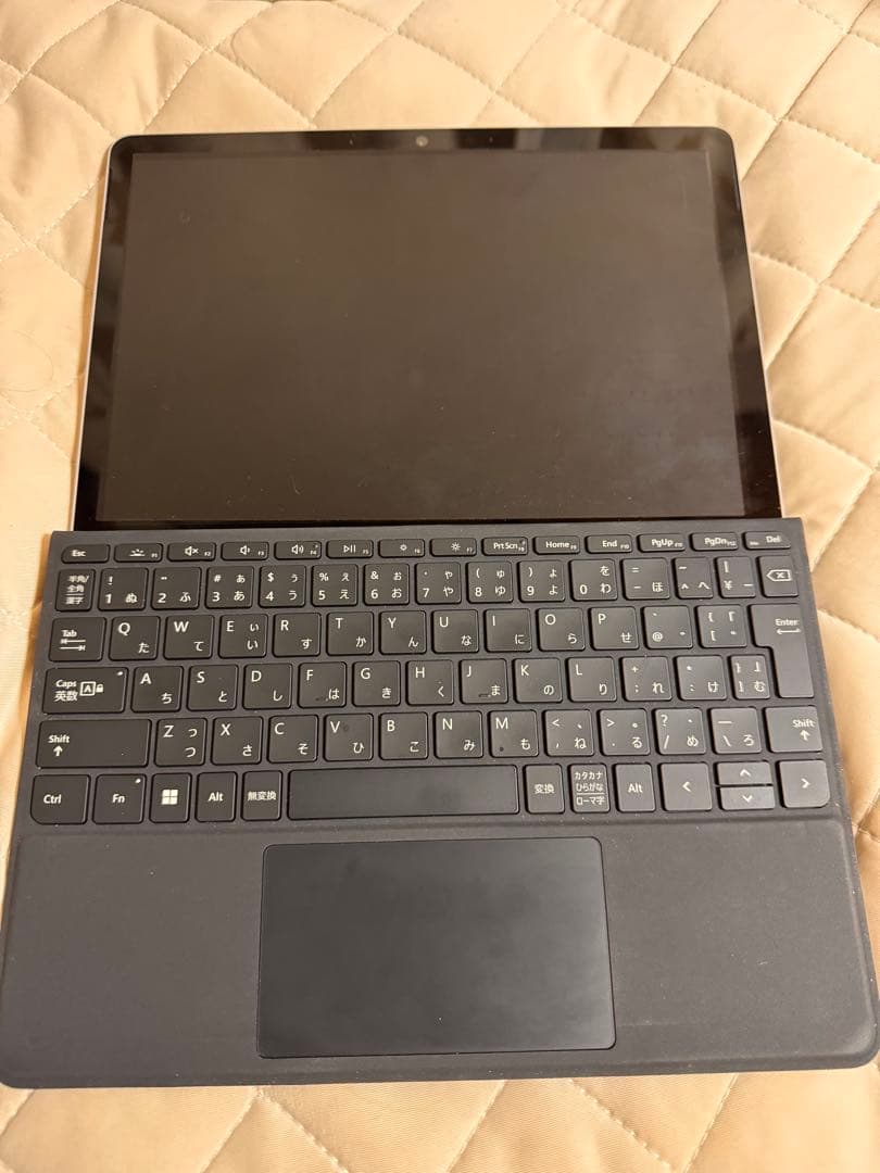 Microsoft Surface Go 2本体 + キーボード