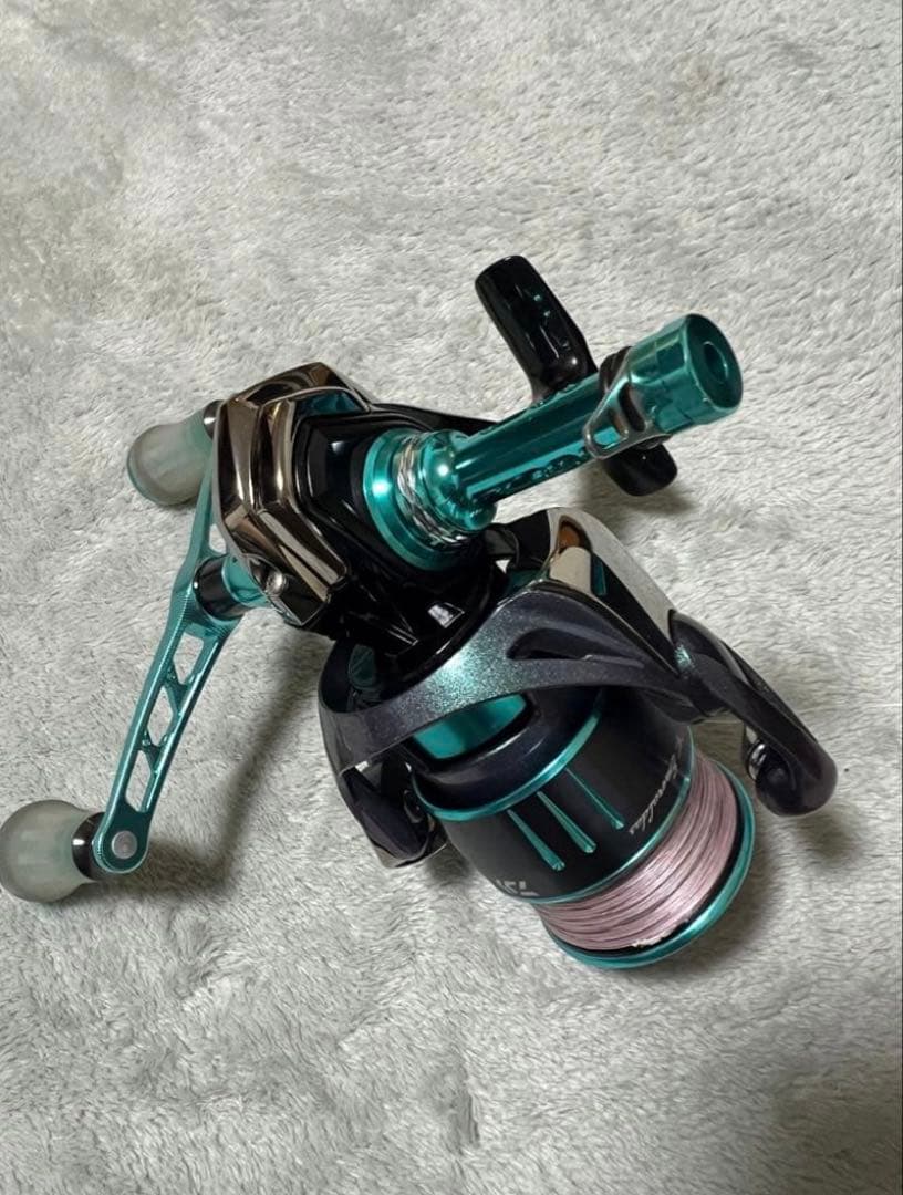 【最終値下げ】ダイワ 23 エメラルダス RX LT2500