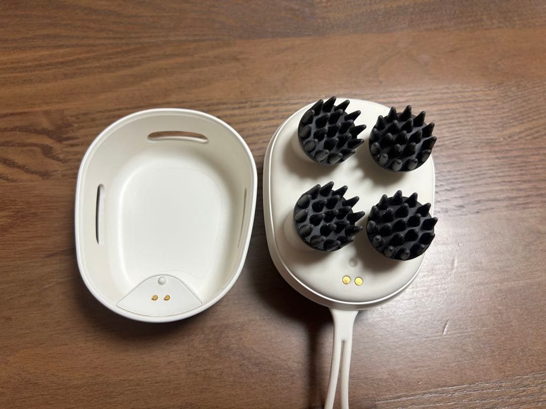 【美品】フェスティノ 充電式 EMS ヘッドスパ ミニ