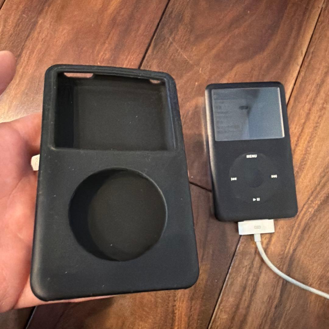 iPod A1238 Classic 80GB ケーブル付
