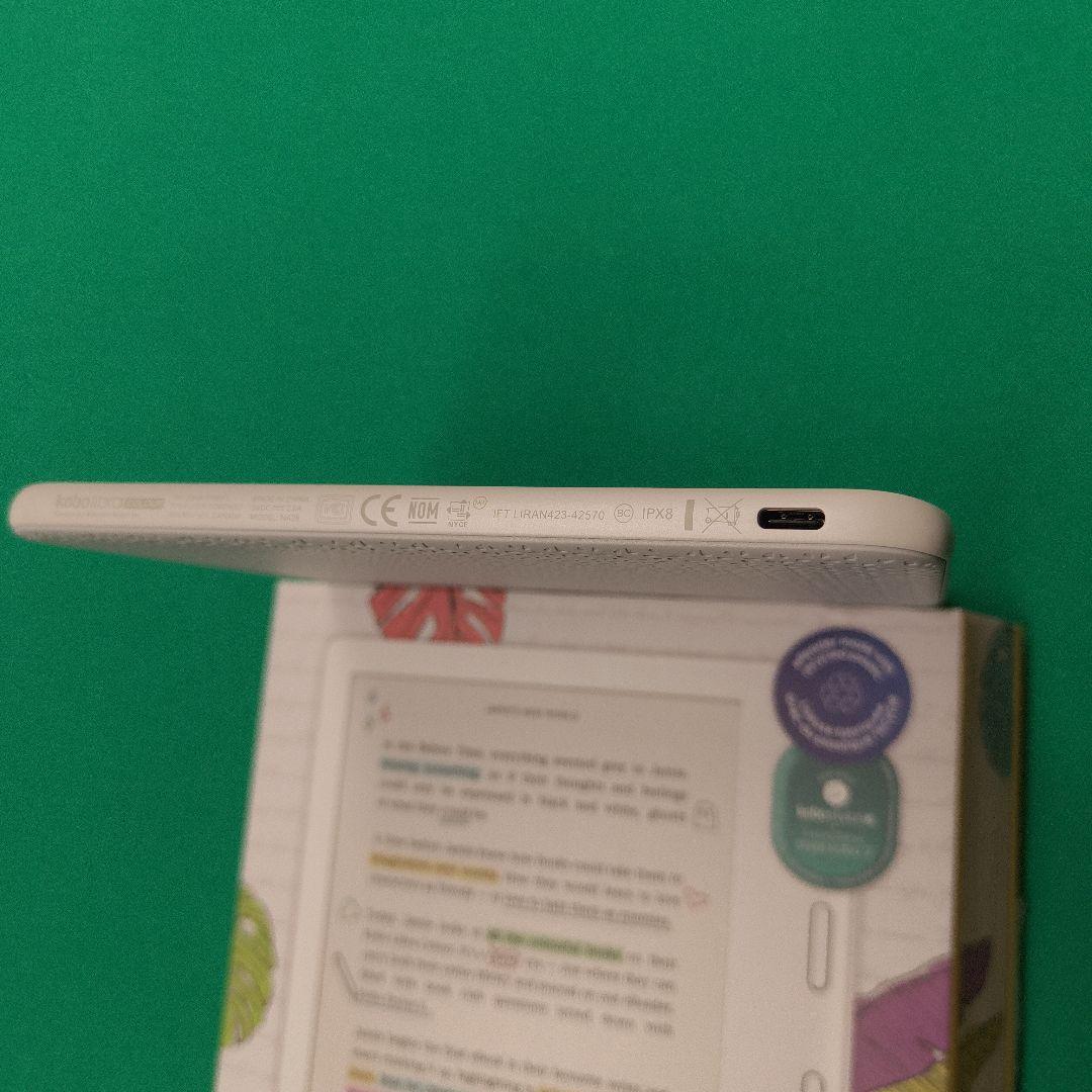kobo Libra colour ホワイト