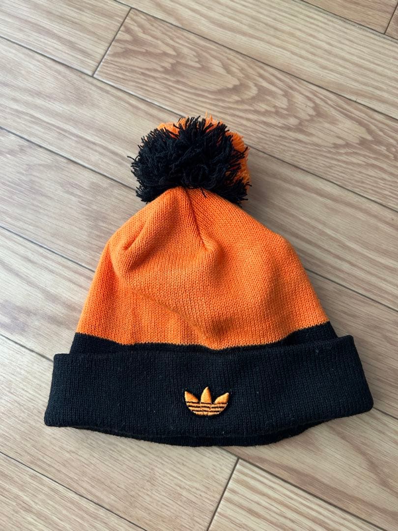 80s adidas デサント製 ボンボンニット帽 ビーニー