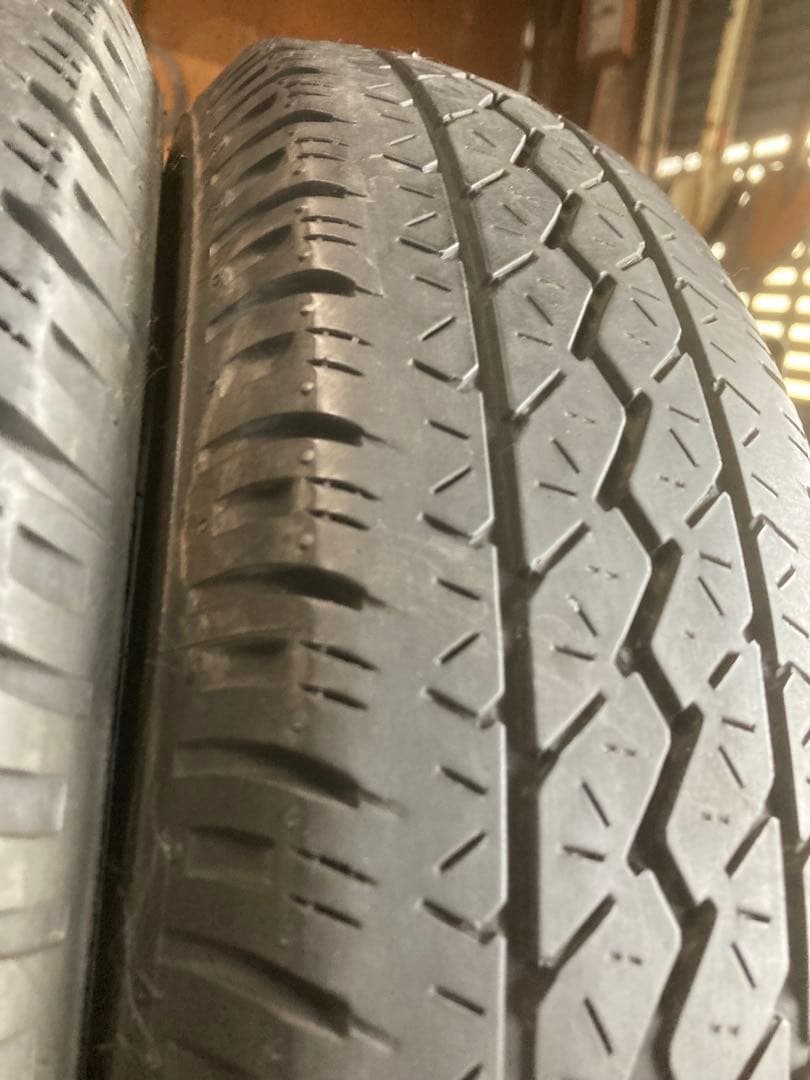 送料無料。軽トラ等ブリヂストン 145R12サマータイヤ2本