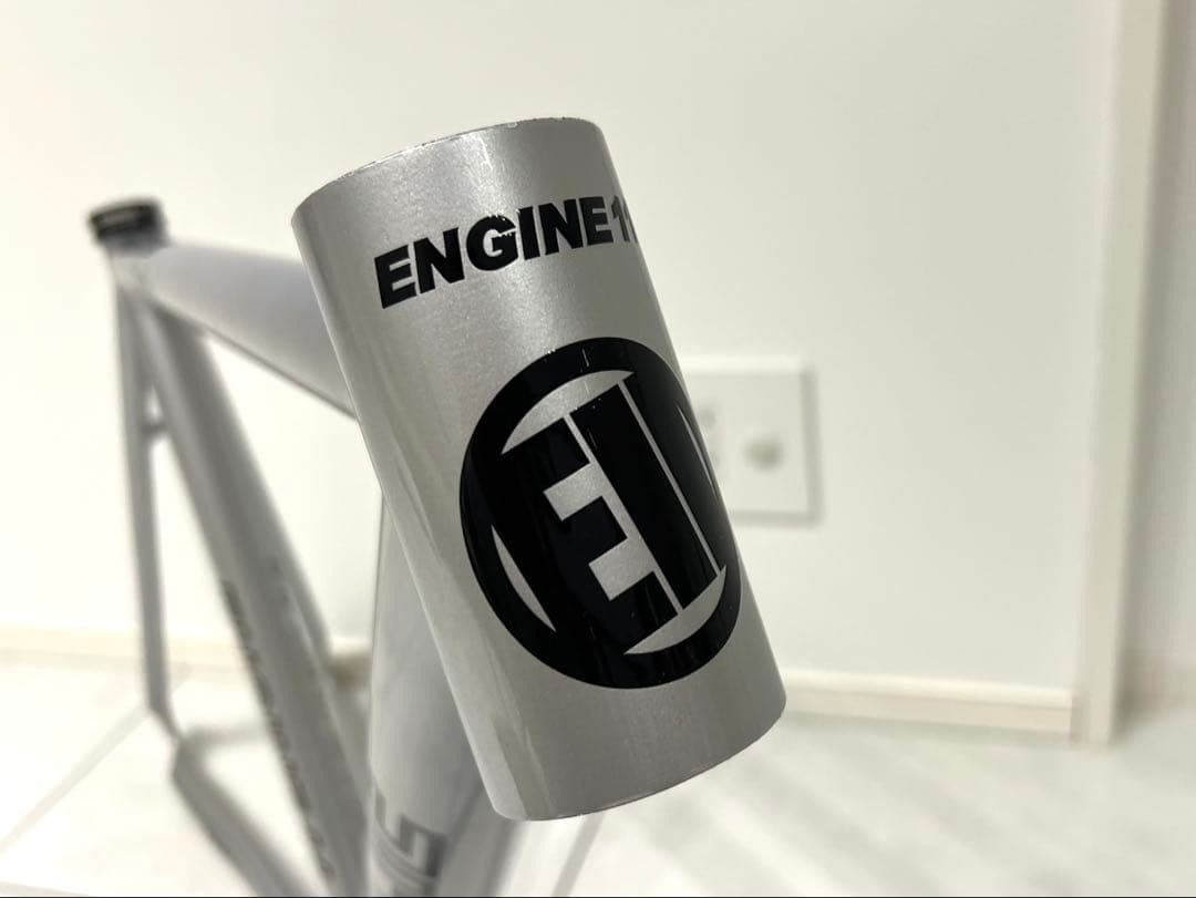 ピストアルミフレームENGINE11 CRIT-D カーボンフォーク　訳アリ品