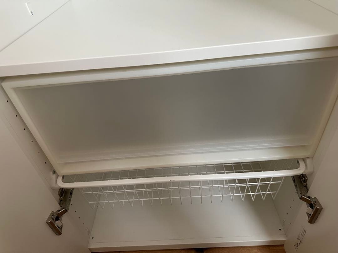 ぴぴ　IKEA STUVA 扉付き収納　子供用　送料込み
