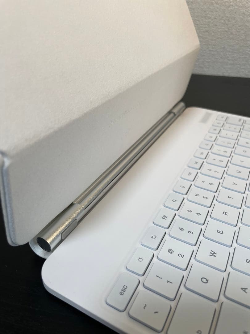 ipad Air、iPad proキーボード ケース、13、12.9インチ白い