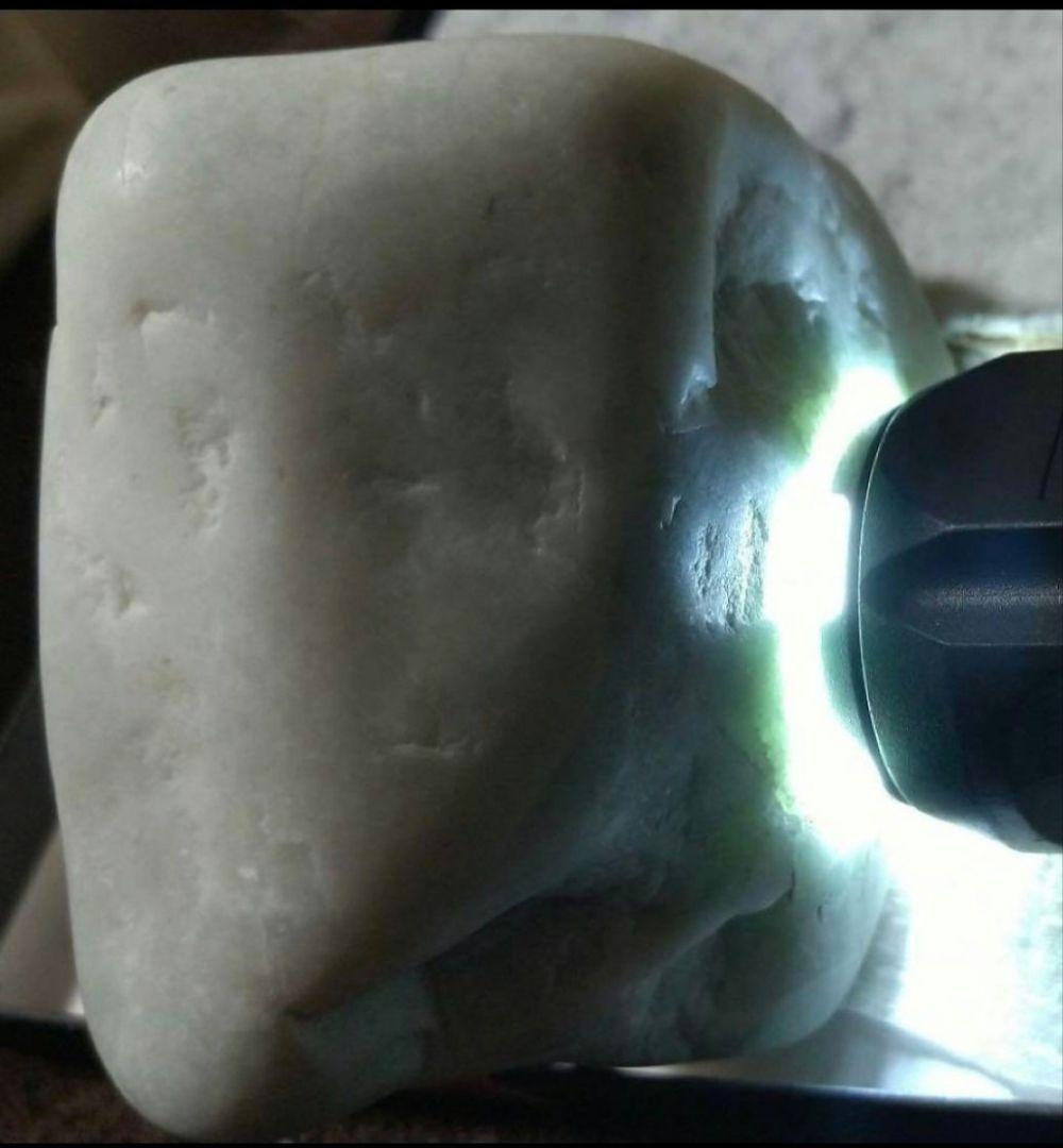 マ*ろ様 糸魚川翡翠 ヒスイ 300g 原石 国産