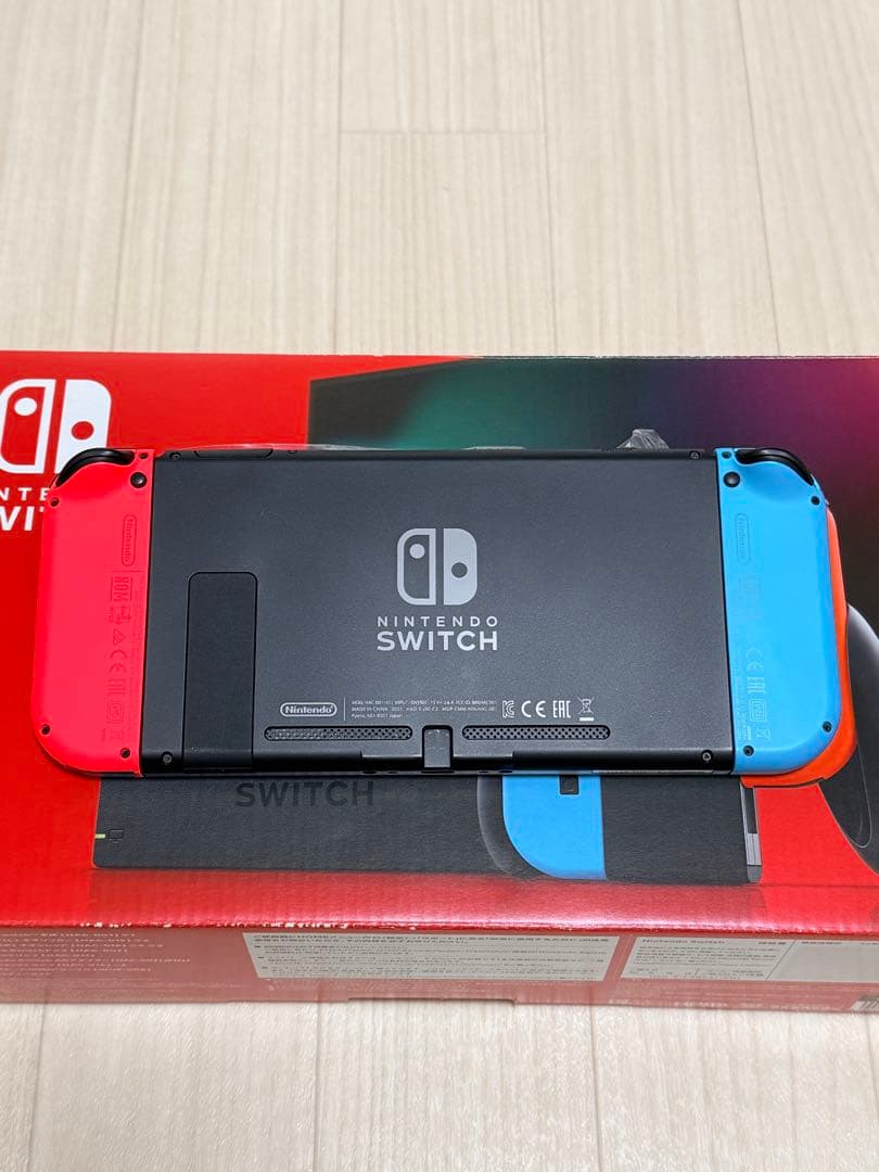 任天堂Switch 本体　美品
