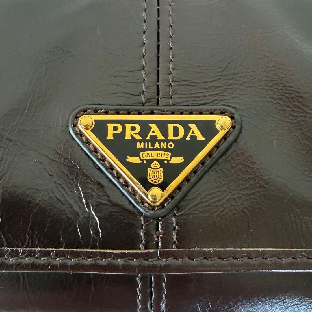 PRADA ソフトルックスレザー 財布