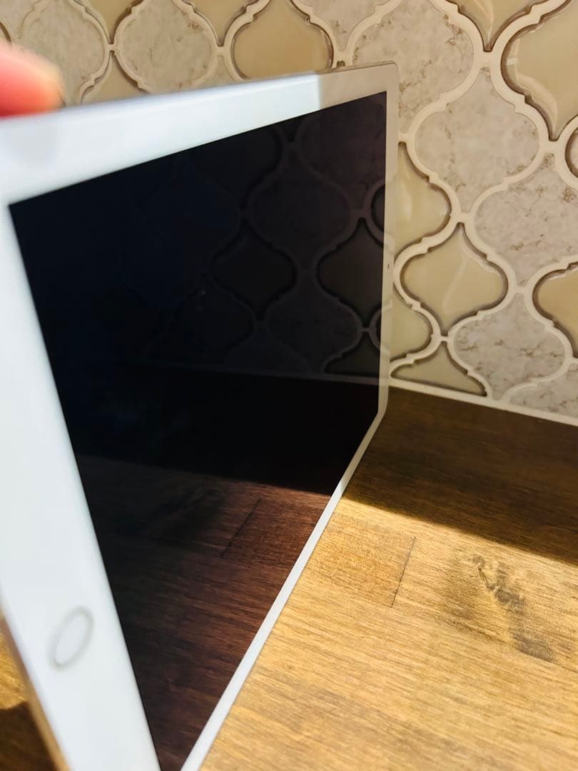 早いもの勝ち!!iPad Air 2 シルバー中古 64GB