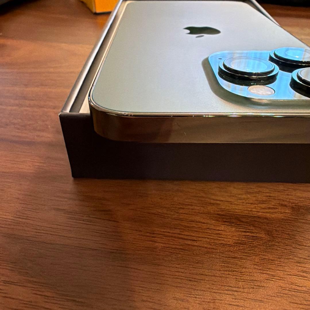 iPhone 13 Pro アルパイングリーン 512GB SIMフリー