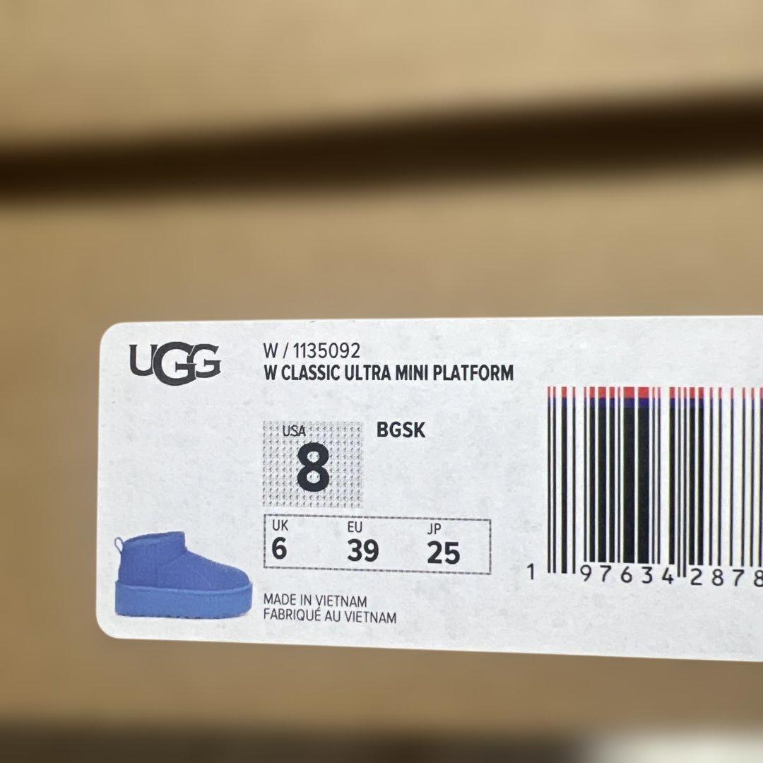 UGG アグ　クラシック ウルトラ ミニ プラット　ムートンブーツ