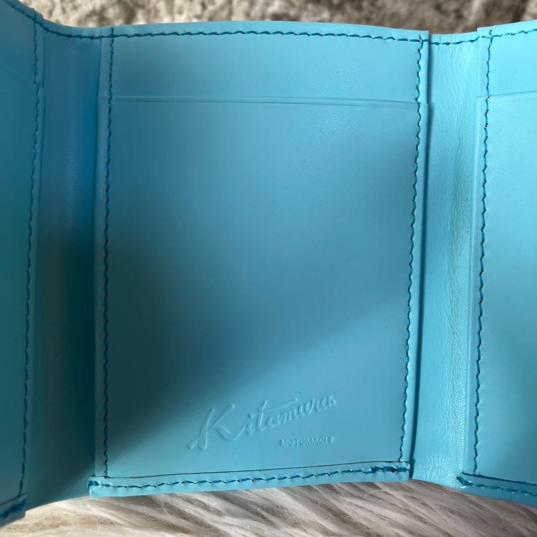 【新品未使用】キタムラ　バッグ柄　型押し　エナメル　三つ折り財布