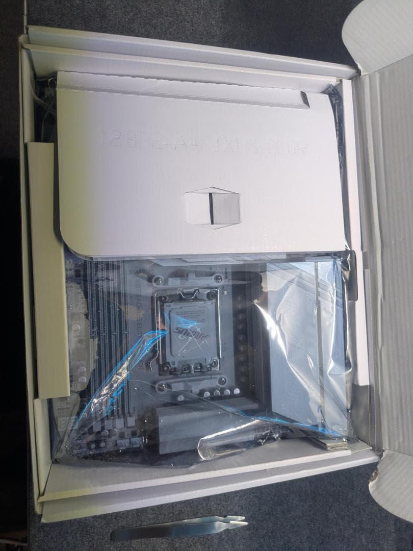 マザーボード GIGABYTE X870 AORUS ELITE WIFI7 ICE