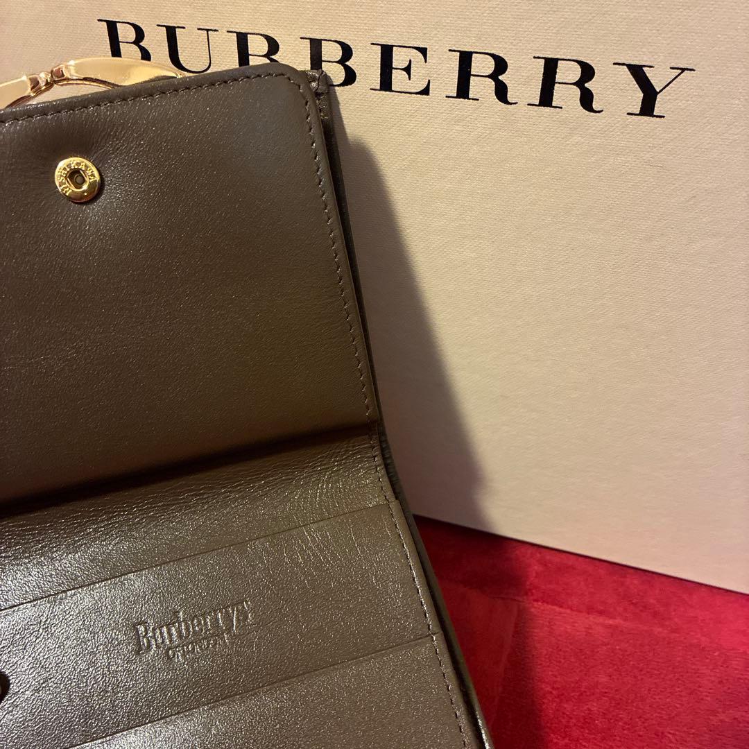 未使用級正規品BURBERRY 折り財布　がま口財布　ノバチェック