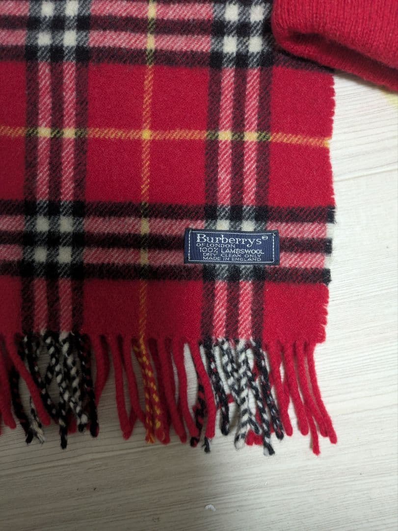 Burberry's 赤 チェック マフラーとニット帽 セット
