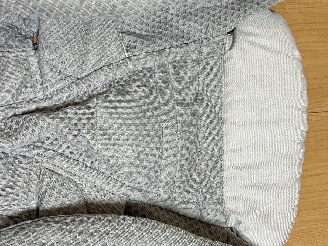ergobaby メッシュ抱っこ紐 グレー