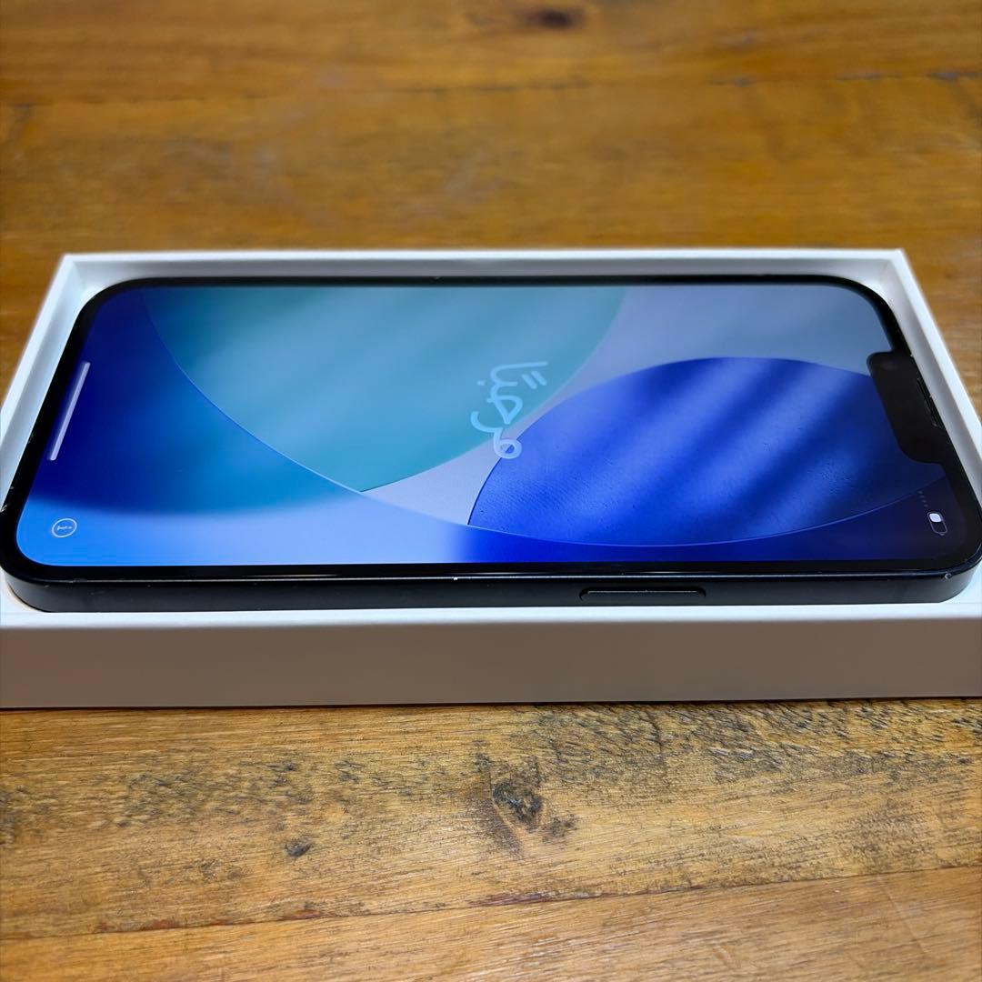 iPhone 13 本体