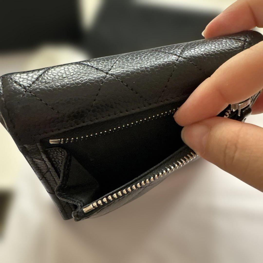 【本日限定値下げ】CHANEL キャビアスキン スモールフラップウォレット正規品