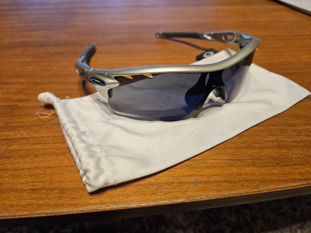 オークリー　OAKLEY サングラス シルバー/ブルー