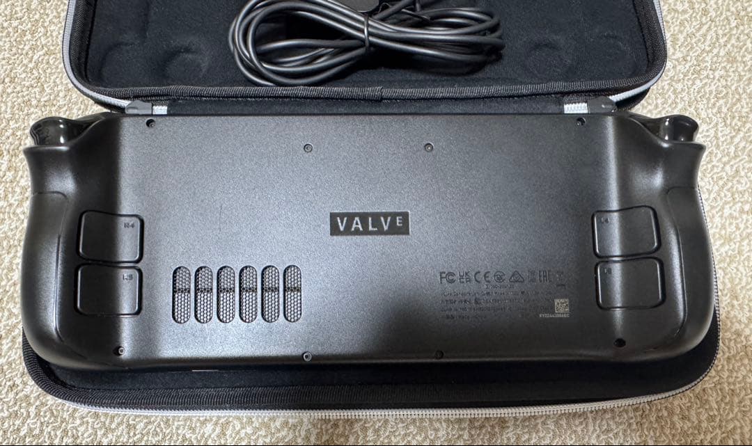 Steam Deck oled 1TB＆UGREEN 9-IN-1ハブ