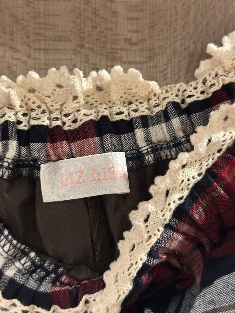 〖当時品〗LIZLISA フリル付き赤黒チェックミニスカート キュロット