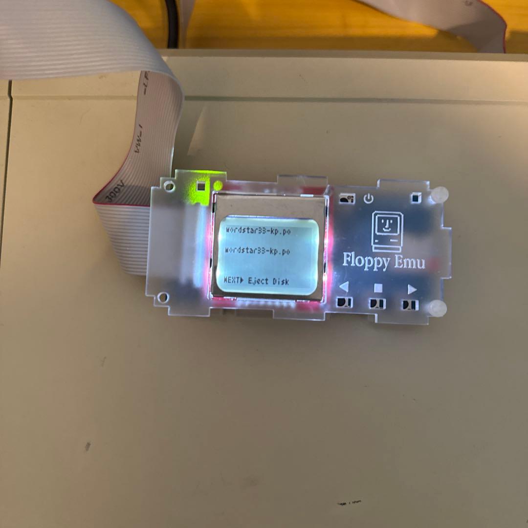 Apple IIc + Floppy Emu セット