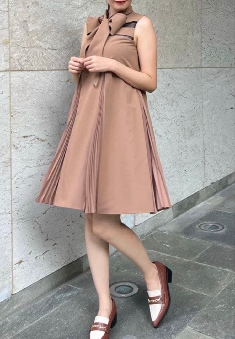 Herlipto Lace Trimmed Bowtie Dress サイズS
