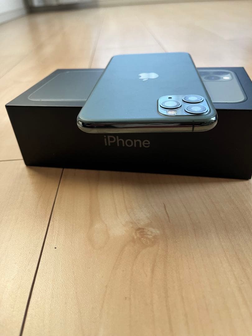箱付き美品　iPhone11pro max 256g SIMフリー