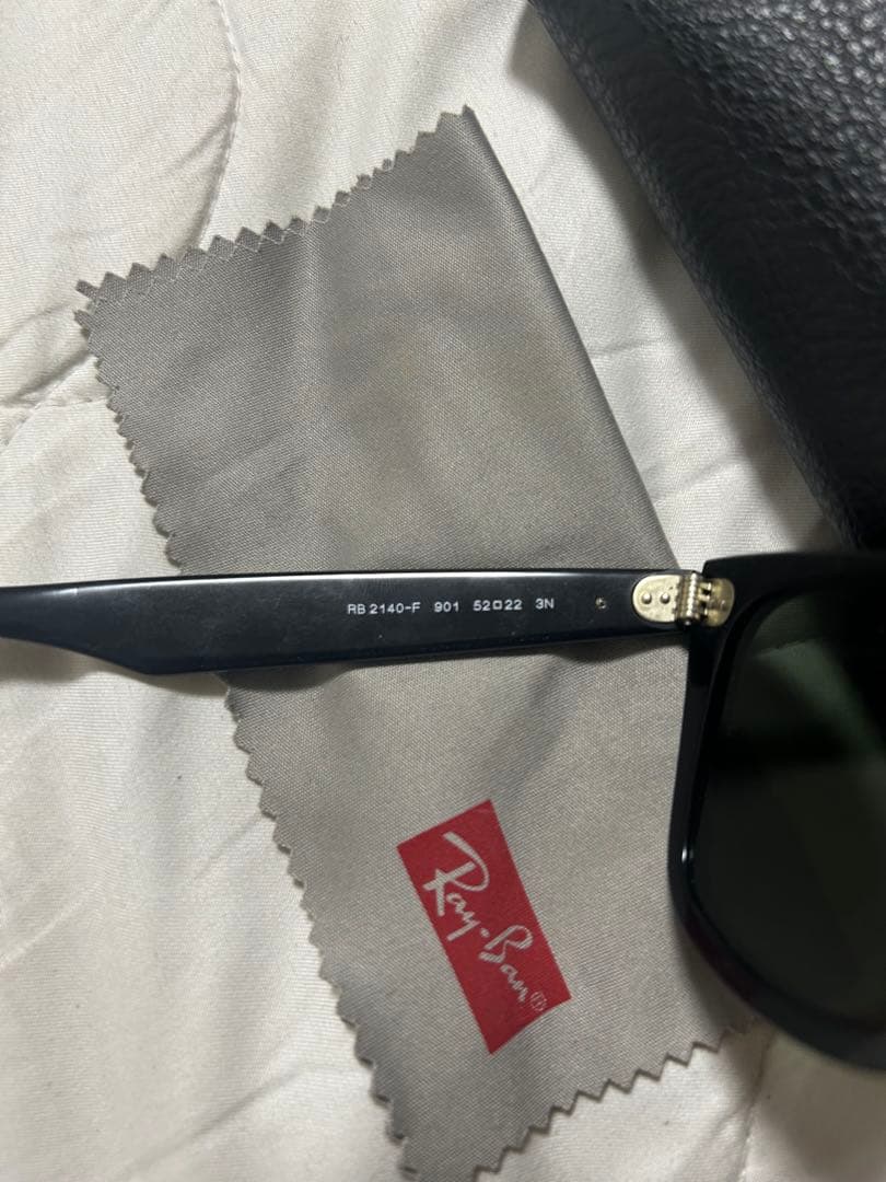 Ray-Ban RB 2140F 52 22 ブラックサングラス