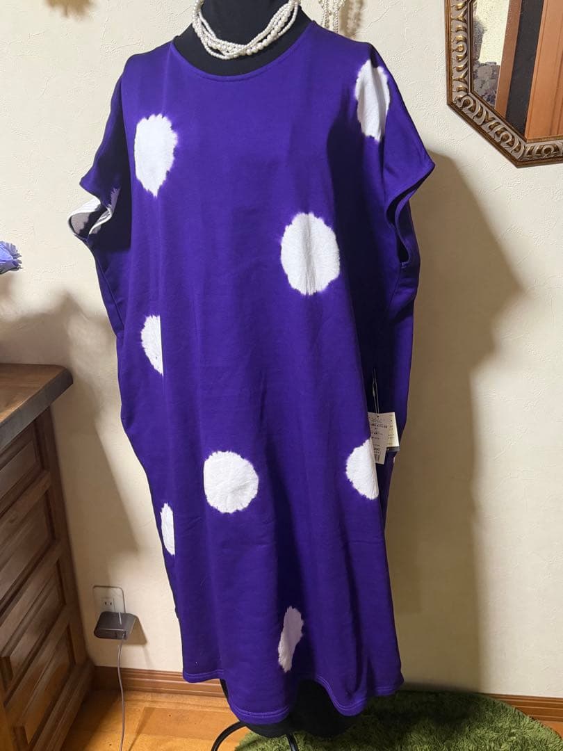新品　ソウソウ　ワンピース　紫好きさんへ　近清絞り 細裏毛　長方形衣　肩線　水玉