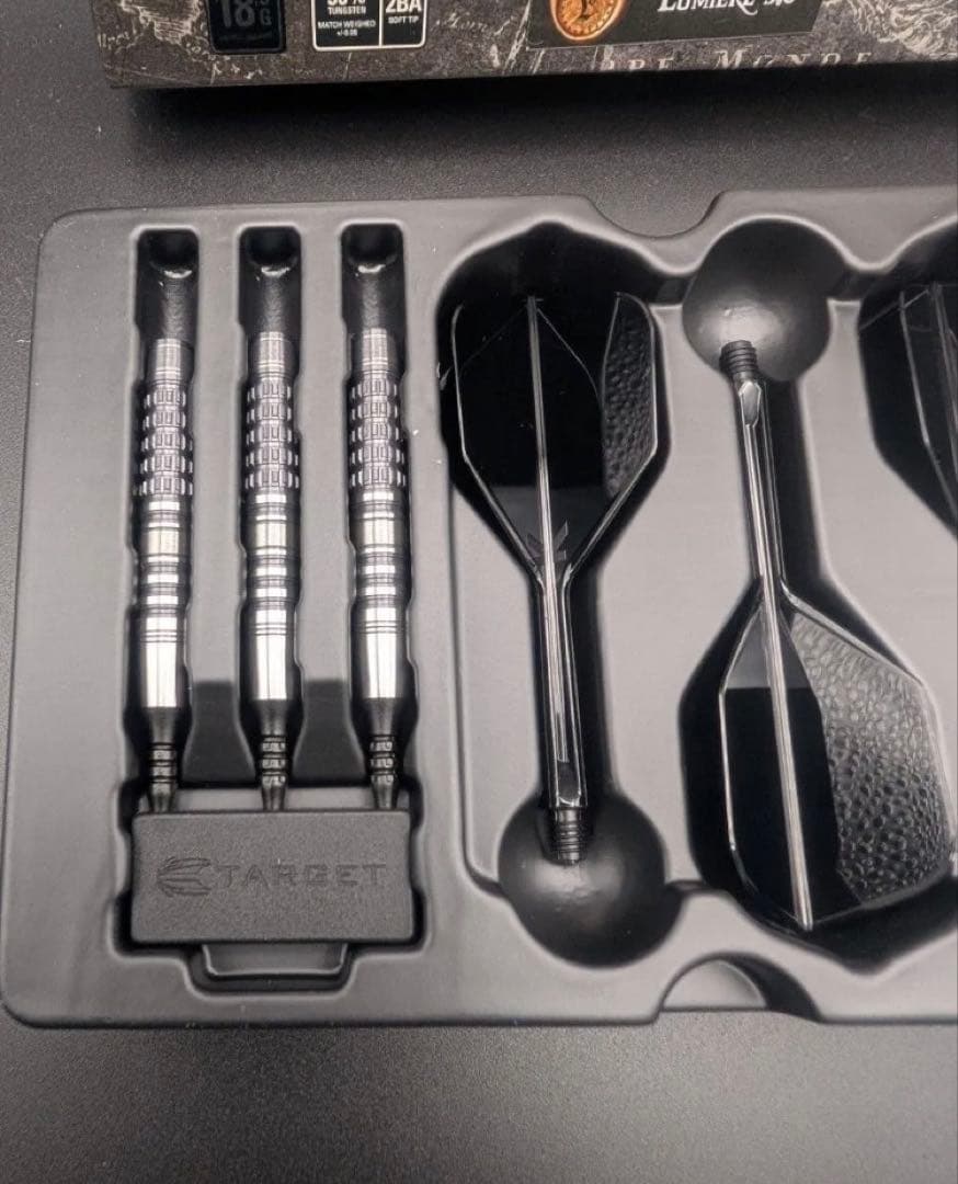 新品　未使用　ダーツ LUMIERE 3.0 TARGET バレル 2BA