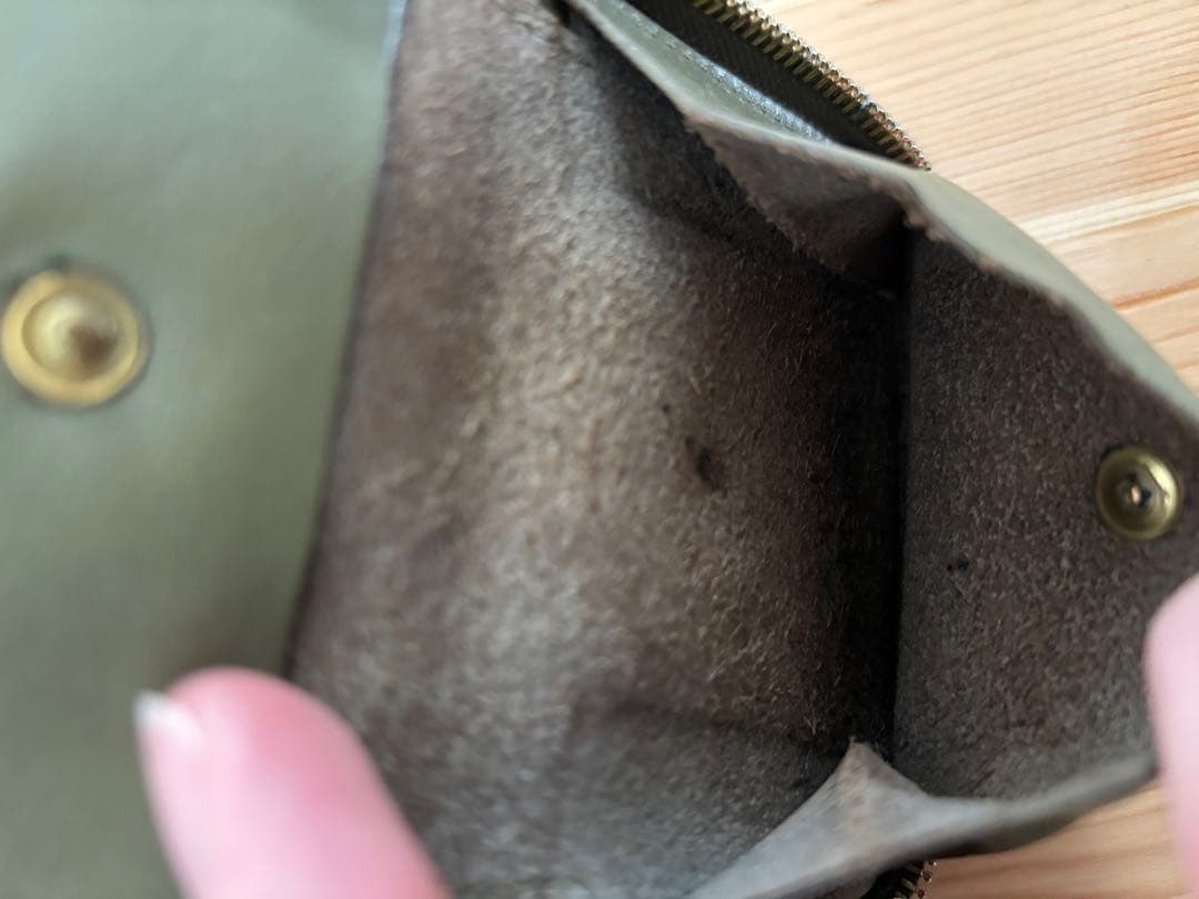 IL BISONTE 二つ折り財布 オリーブグリーン