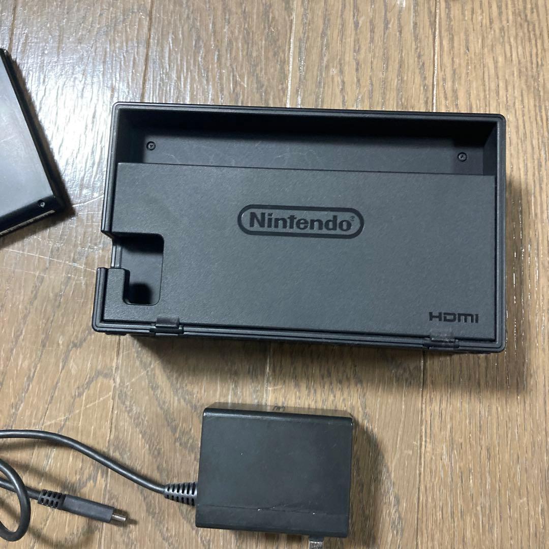 Switch1本体、ドック、充電器