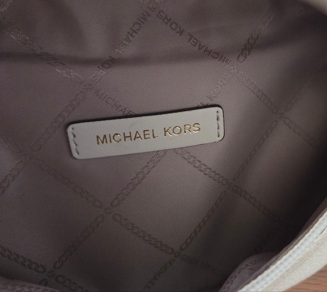 MICHAEL KORS ホワイト ボディバッグ