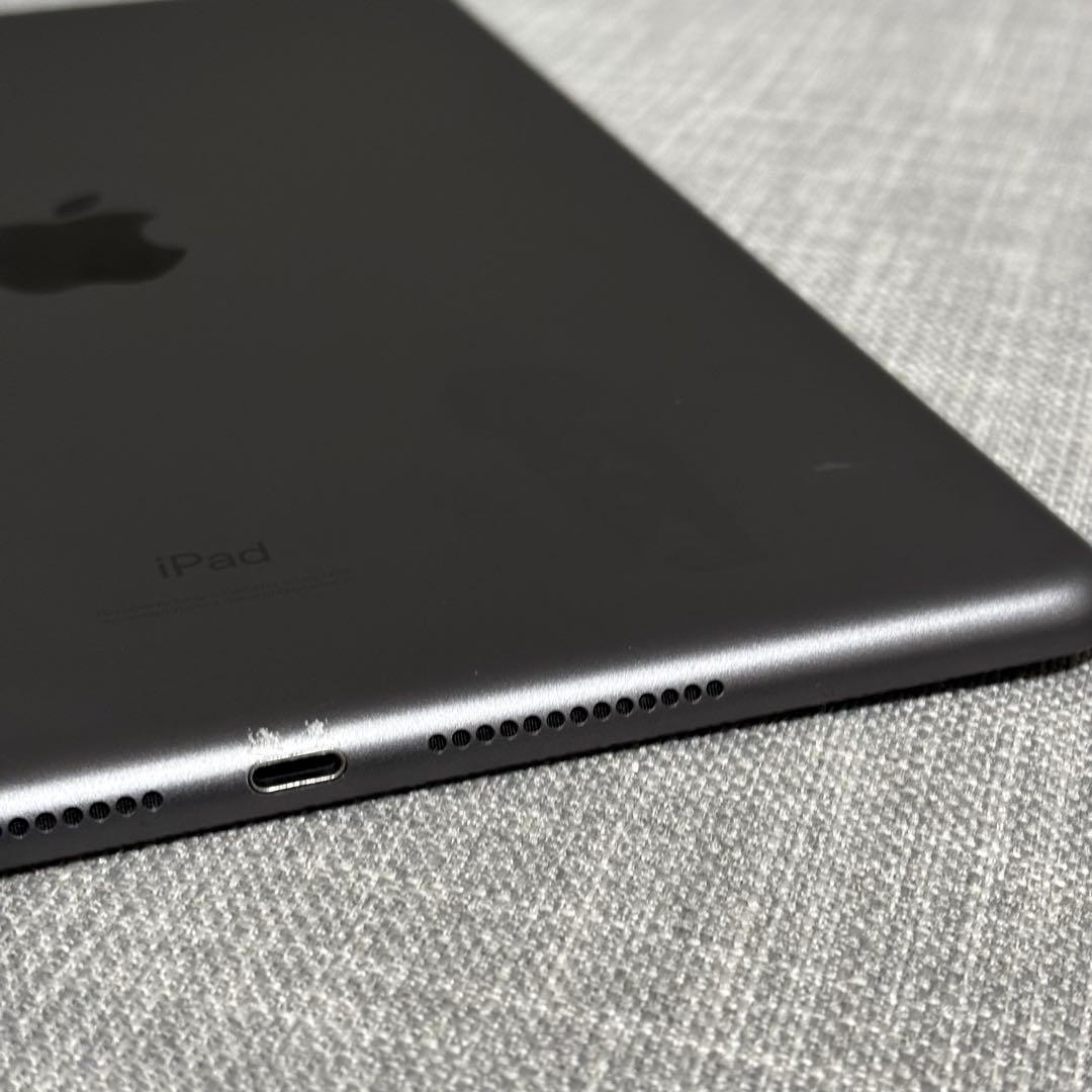 iPad 第7世代 128GB Wi-Fiモデル スペースグレイ