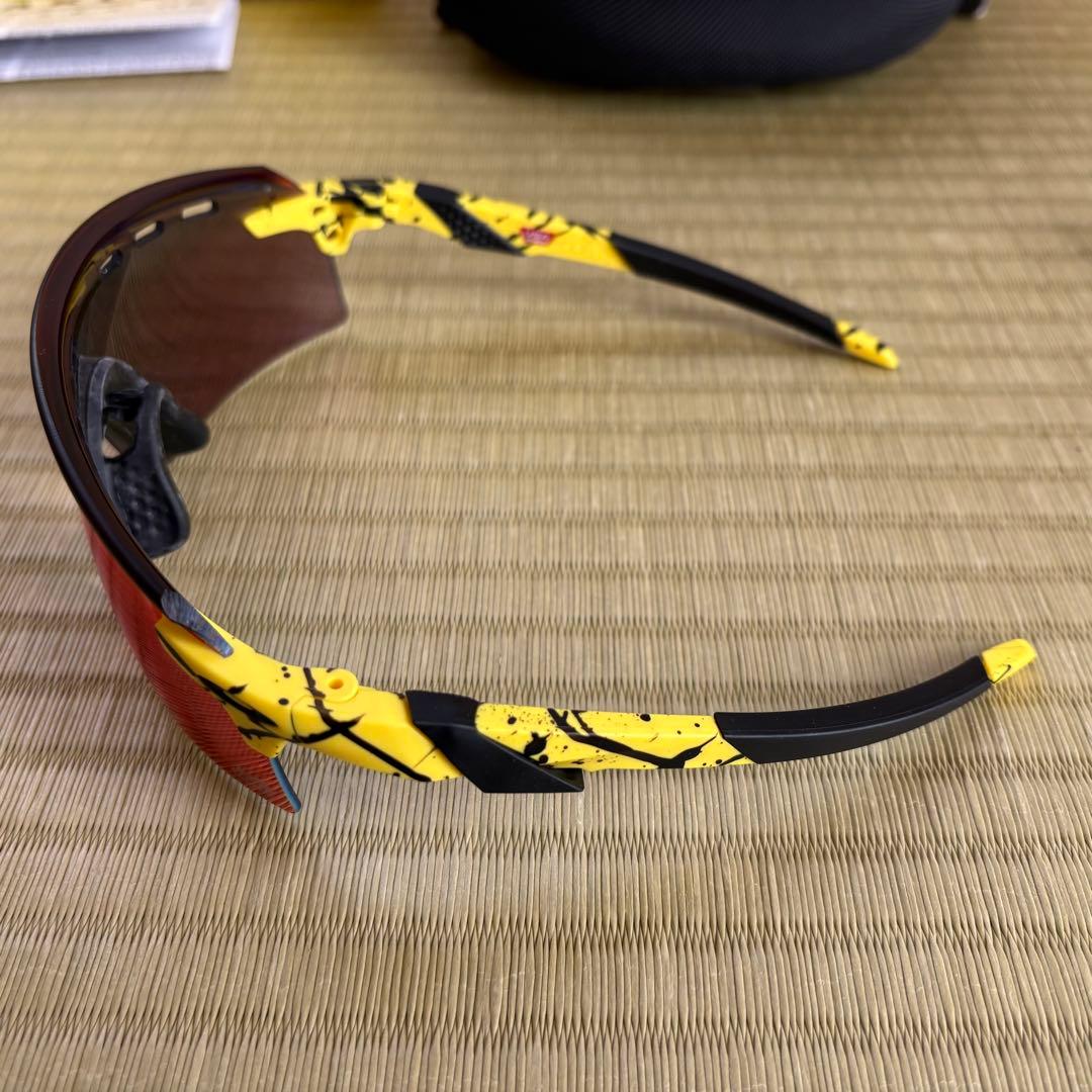 【未使用】Oakley OO9235 スポーツサングラス ユニセックス