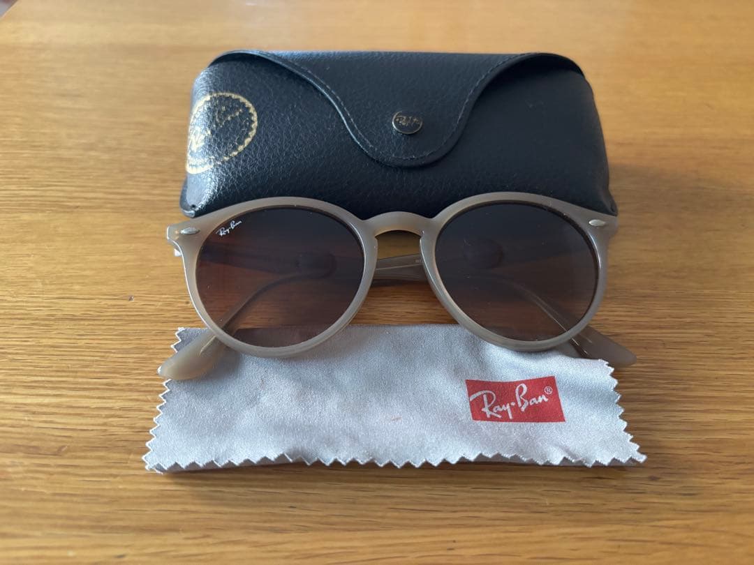 Ray-Ban レイバン　サングラス　RF2180F