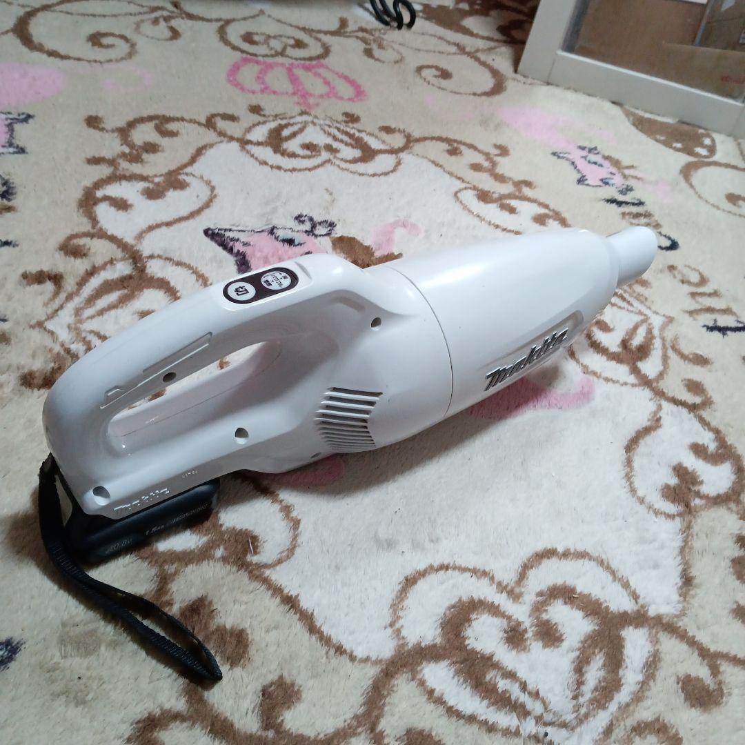 マキタ充10.8V充電式クリーナ CL108FD 純正バッテリー、純正充電器付